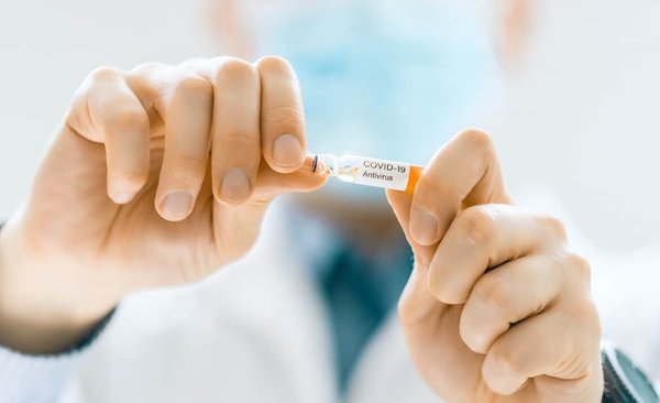 La science derrière les taches d'humidité au plafond : comment comprendre et prévenir les problèmes d'humidité dans votre maison